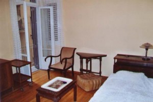 athens-apartment-rental-living athens-apartment-rental-living