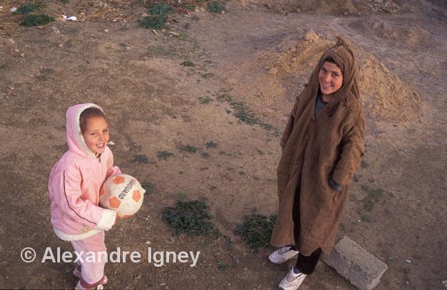 algeria-boy-girl algeria-boy-girl