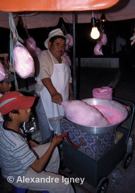 guatemala-sweet-seller guatemala-sweet-seller