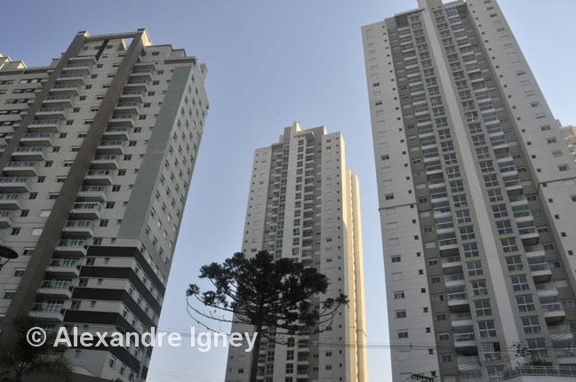brazil-curitiba-buildings