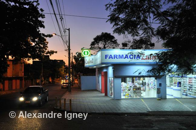 paraguay-asuncion-pharmacy